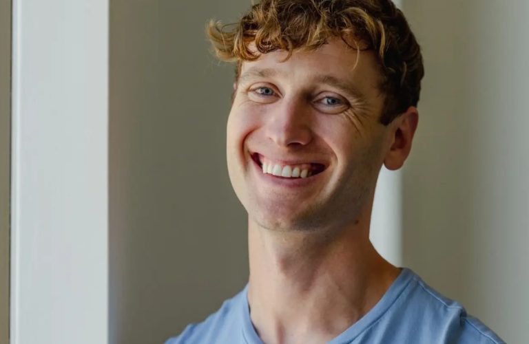 How a Former Junior Lawyer Created a $5bn AI Legal Start-up